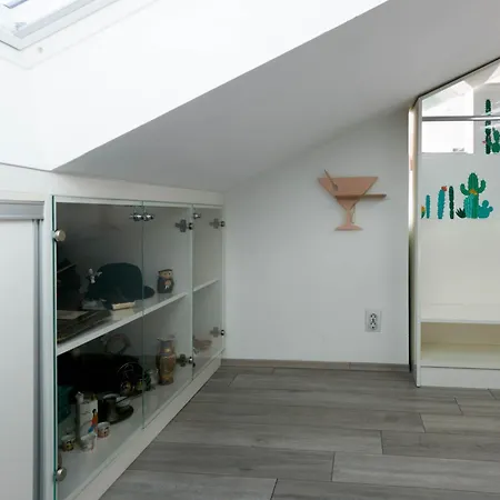Apartman Ingrid *